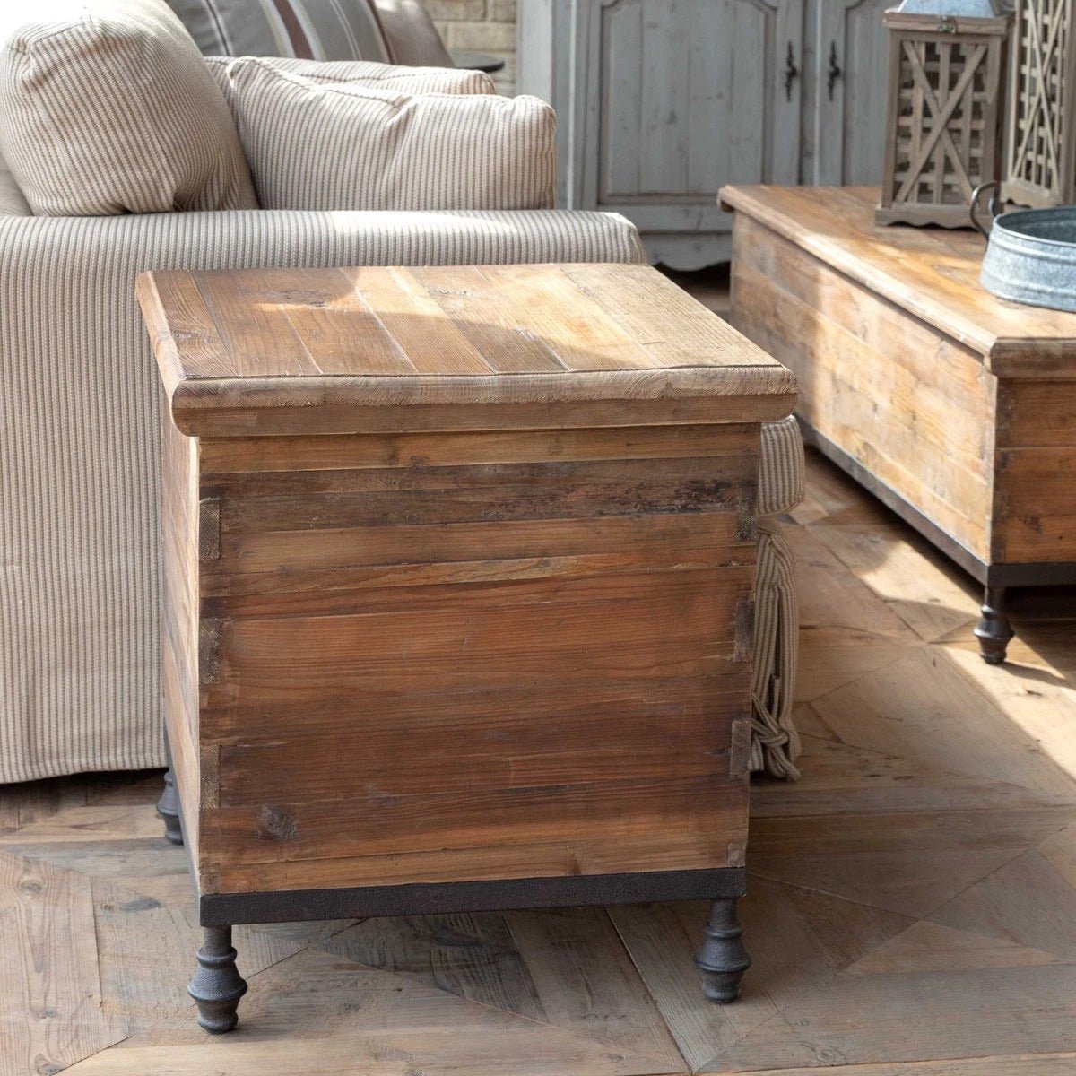 Side &amp; End Tables