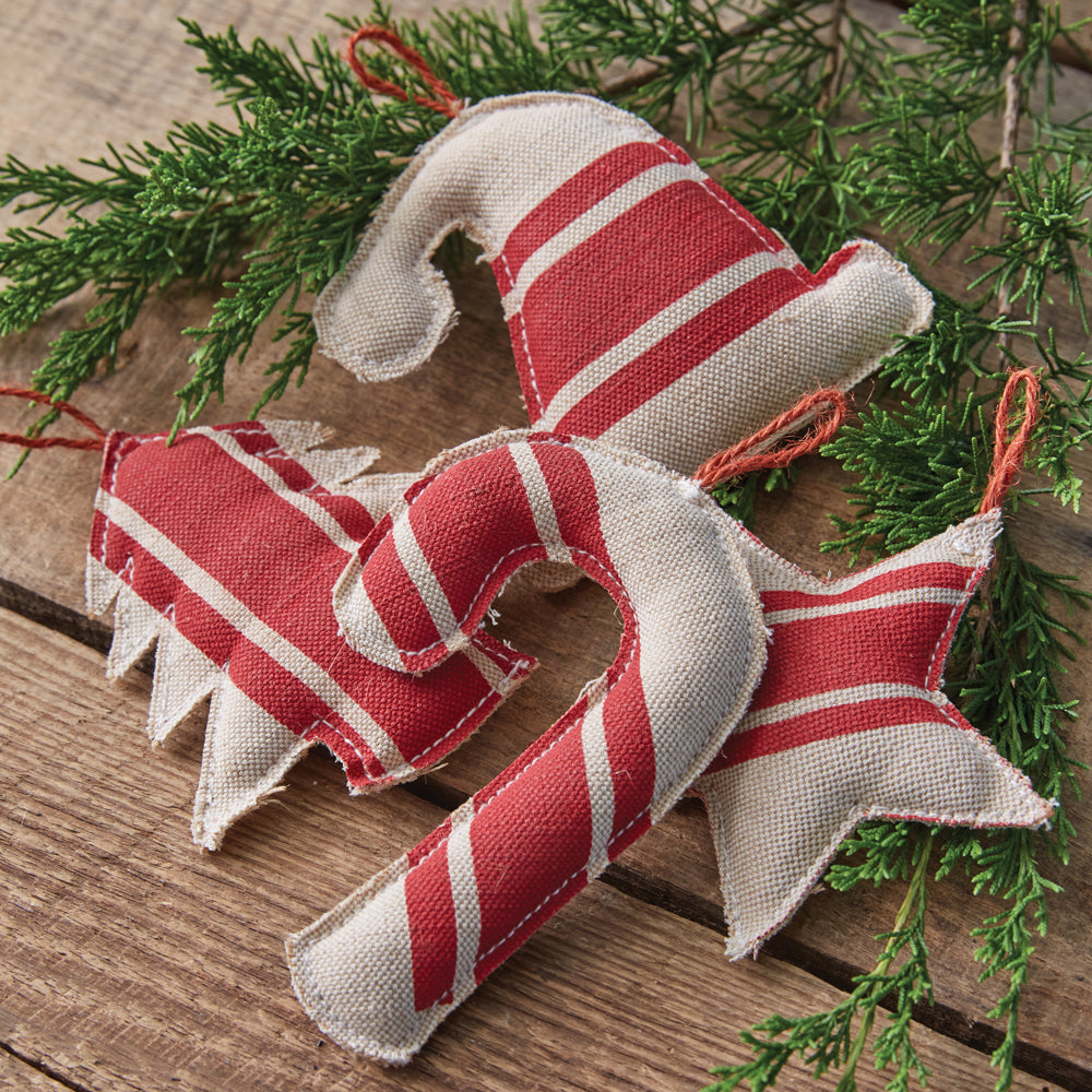 Holiday Shapes Fabric Ornament Set