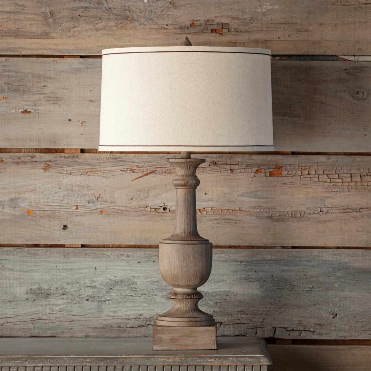 Pembroke Traditional Table Lamp