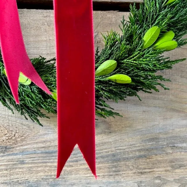 Cedar And Boxwood Wreath With Burgundy Ribbon Set