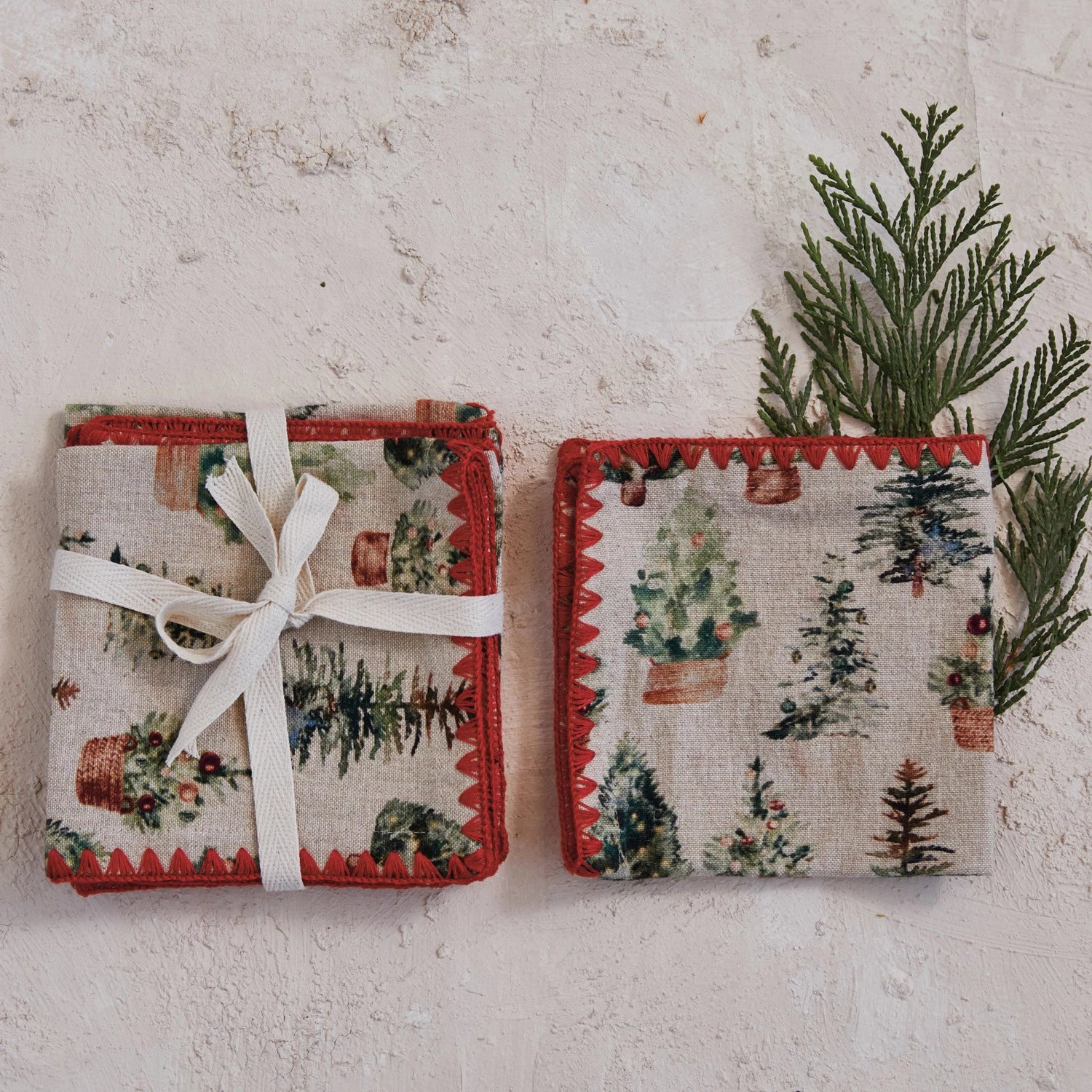 Printed Cocktail Napkins With Trees Set