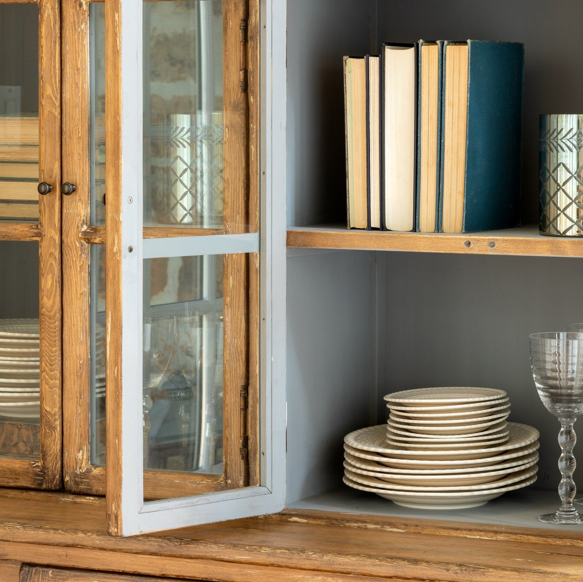 Farmhouse Hutch